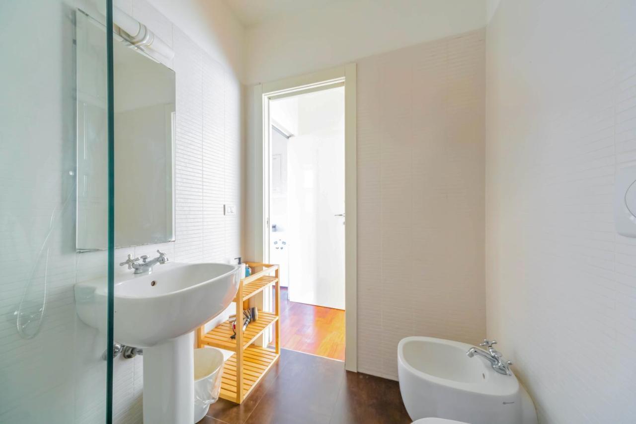 Appartamento Cozy Flat 500m From Affori Fn!